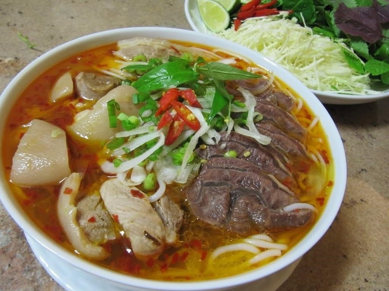 Bún bò Nha Trang