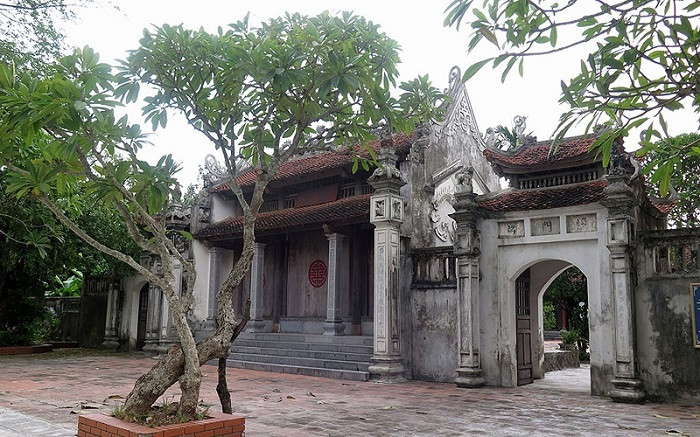 Cảnh chùa Bà Đanh vào buổi chiều yên tĩnh