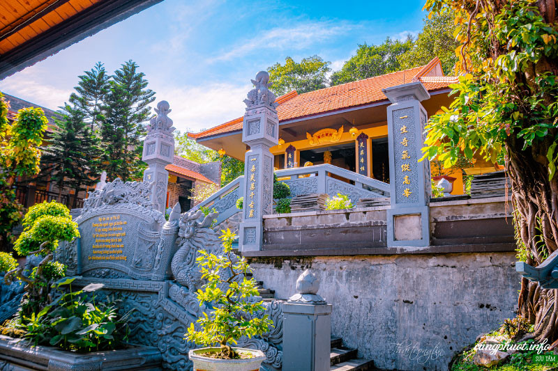 Chùa Phù Dung Tọa tại Hà Tiên