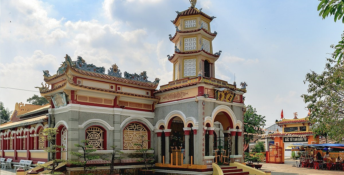 Vãn cảnh của 7 ngôi chùa ở Rạch Giá Kiên Giang đẹp và nổi tiếng nhất