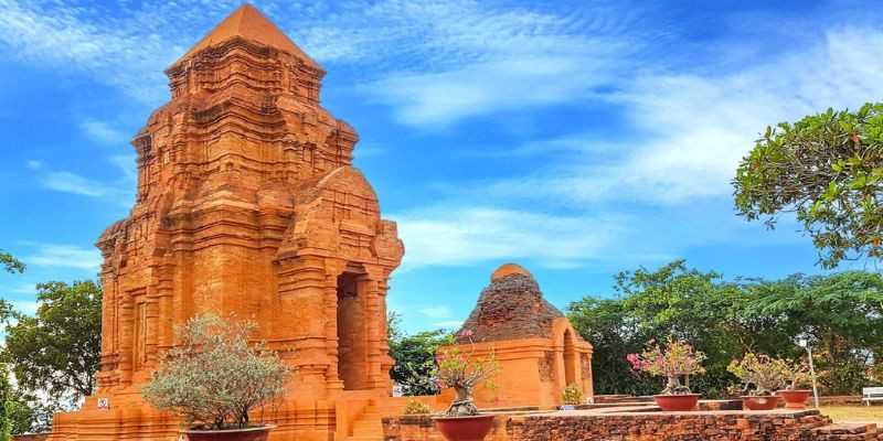 Tháp Poshanu – Sự Tinh Tế Của Văn Hóa Chăm